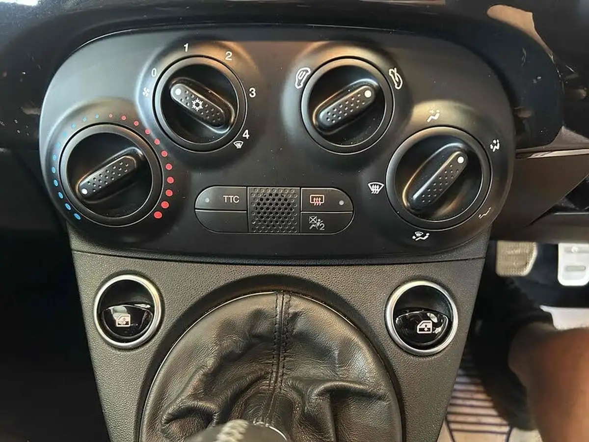 2018-abarth-595-14-tjet-big-11
