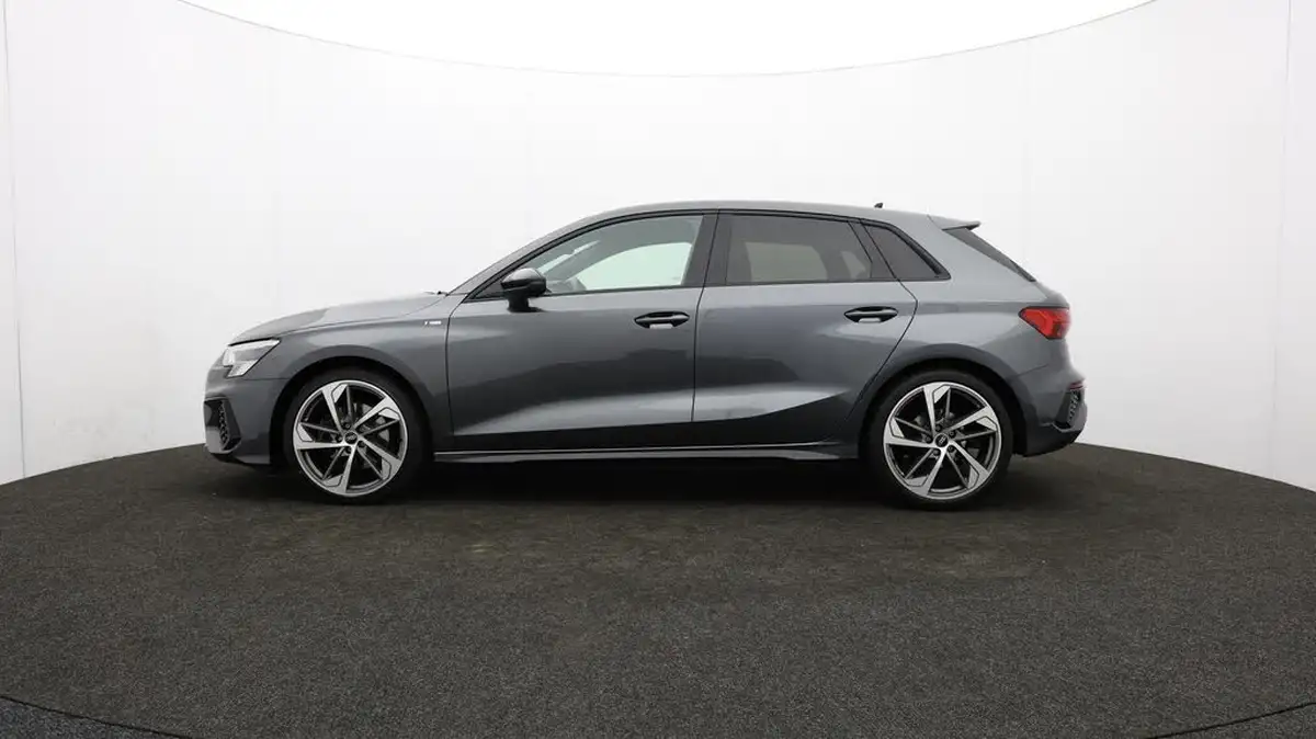 2022-audi-a3-15-35-tfsi-edition-1-sportback-5d-big-71