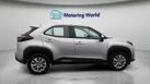 2022-toyota-yaris-cross-15-vvt-i-icon-small-8