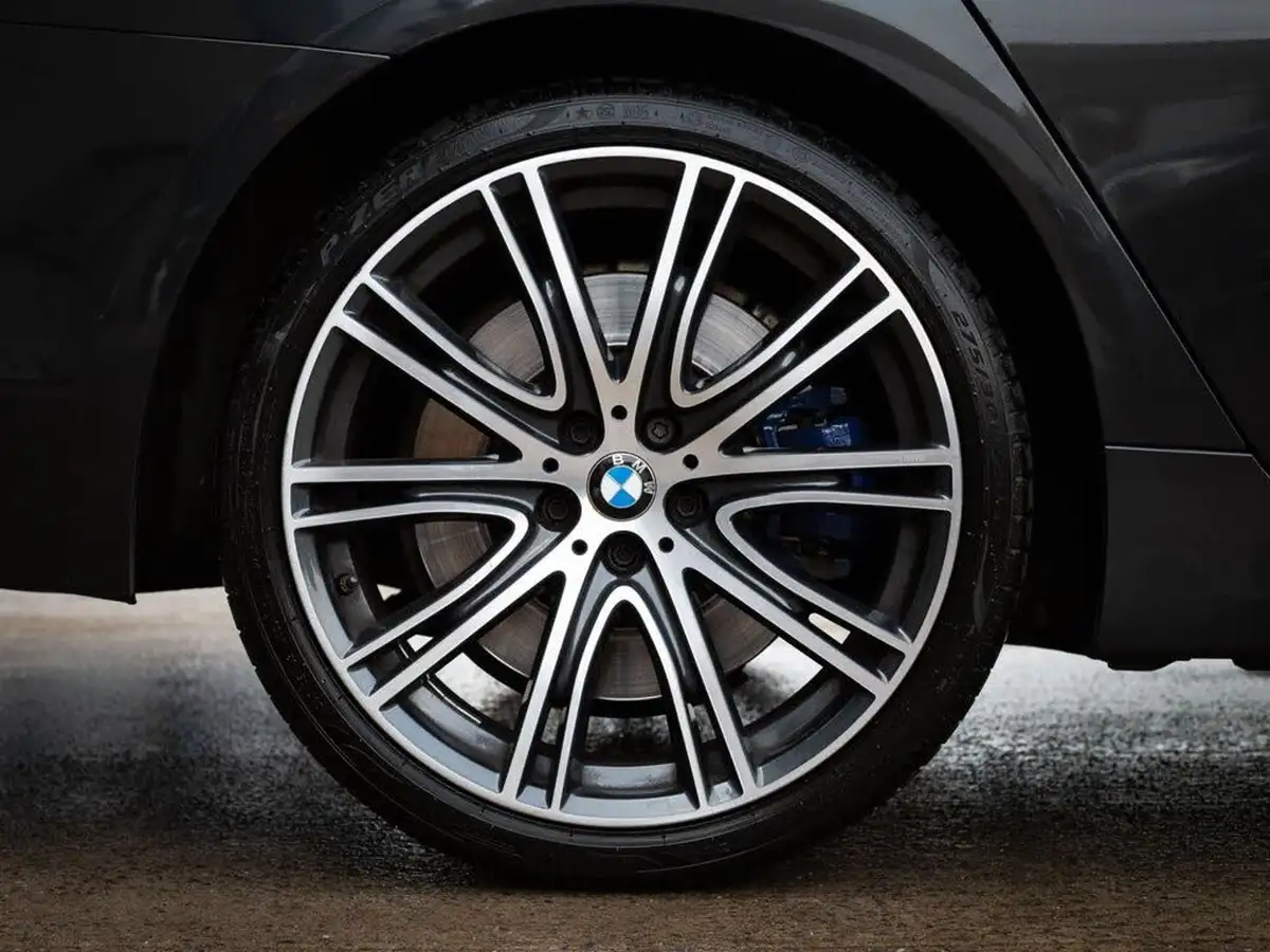 2019-bmw-5-series-30-540i-m-sport-plus-pack-saloon-4d-big-15