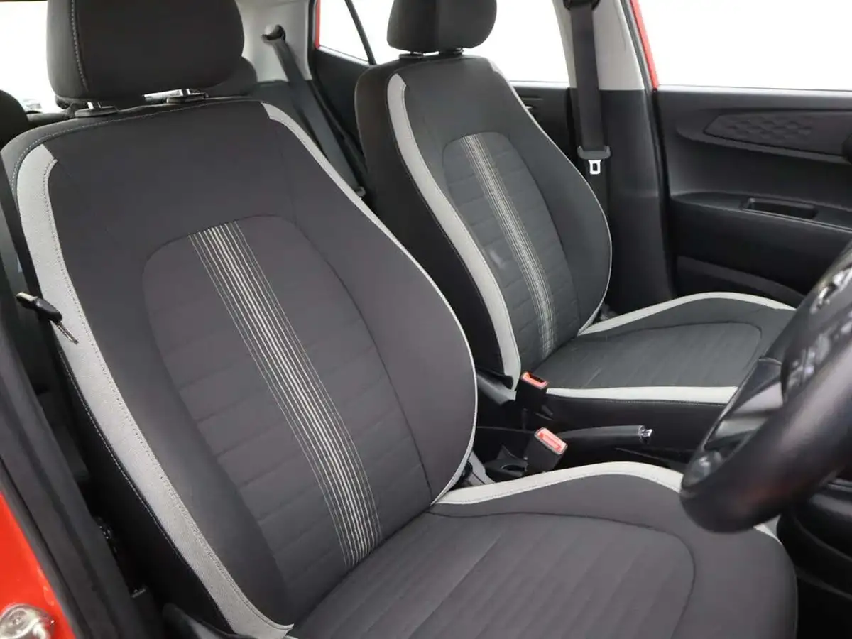 2020-hyundai-i10-10-se-big-10