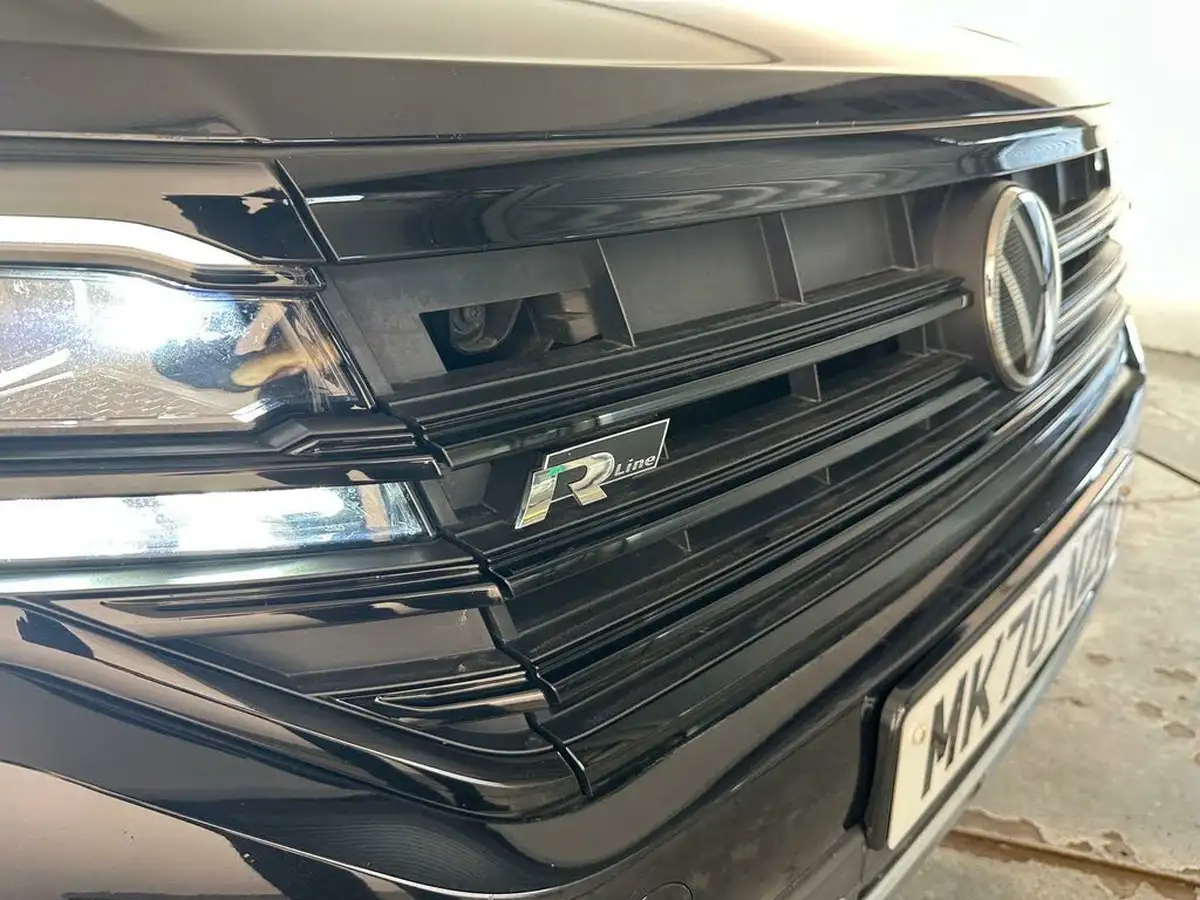 2020-volkswagen-touareg-30tsi-black-edition-big-8