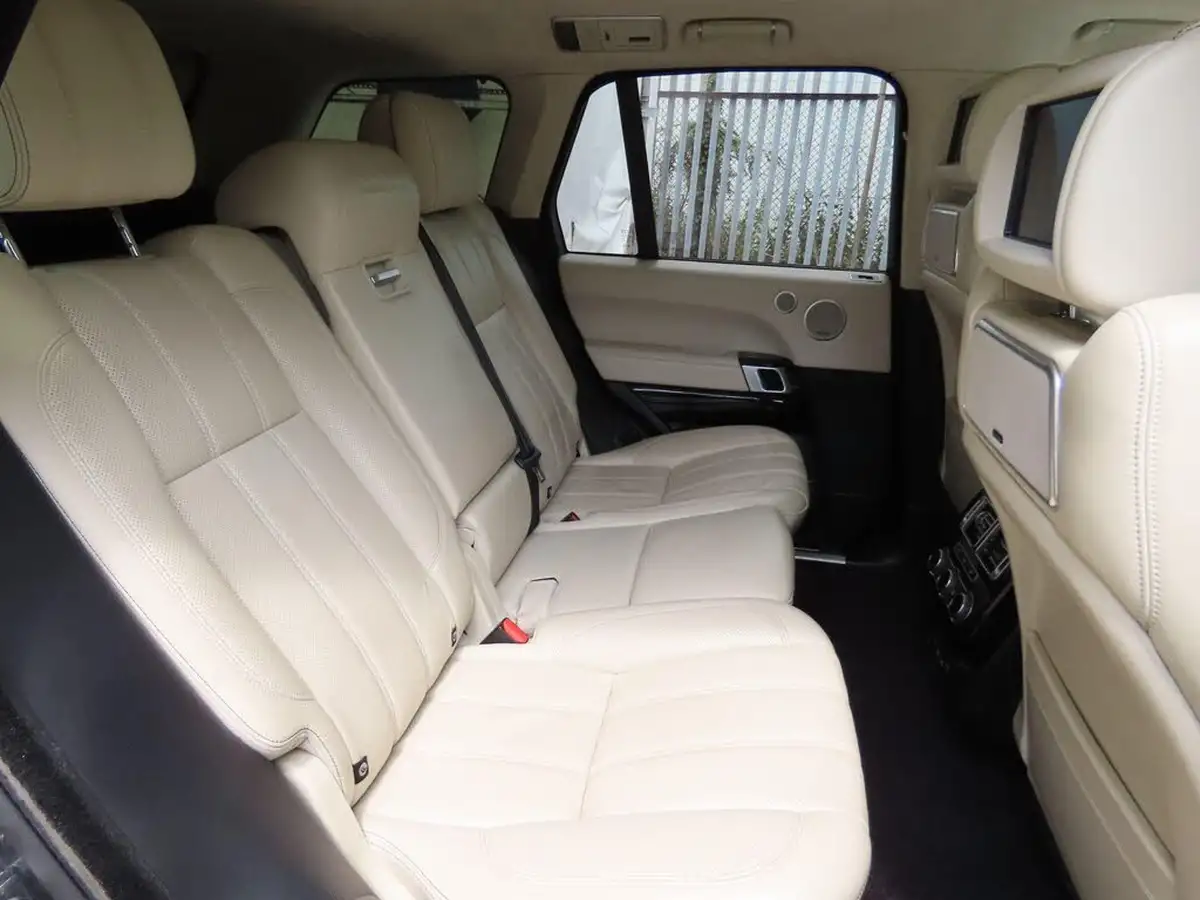 2016-land-rover-range-rover-44-sdv8-autobiography-44-sdv8-339bhp-awd-ss-big-9