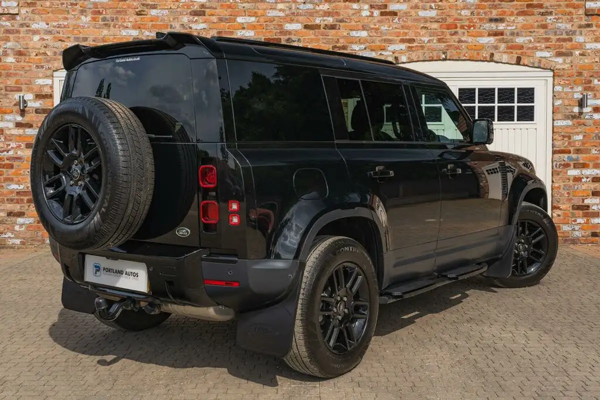 2022-land-rover-110-defender-30-d250-hard-top-se-110-2997cc-big-3