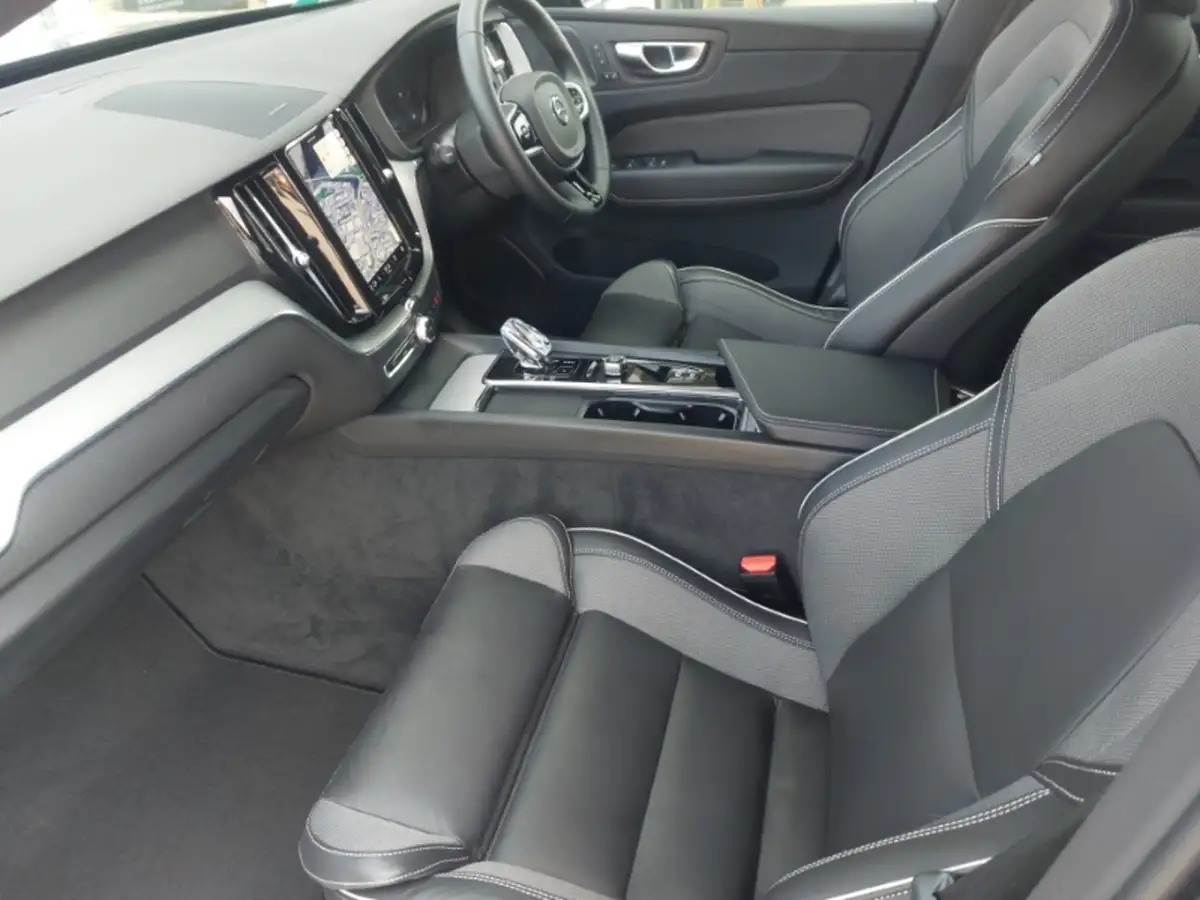 2019-mitsubishi-eclipse-cross-15-black-4wd-auto-big-4