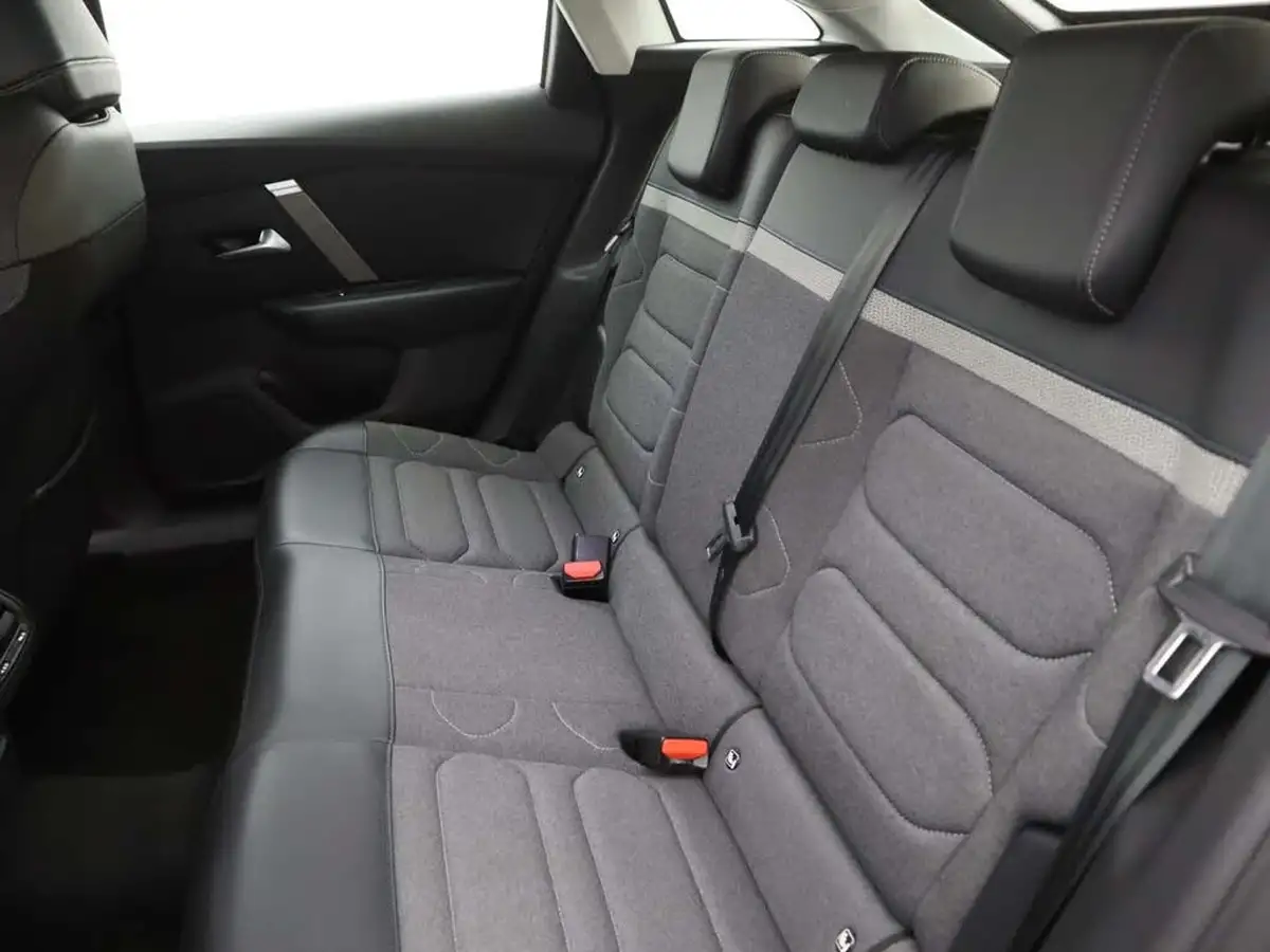 2022-citroen-c4-12-puretech-sense-plus-big-14