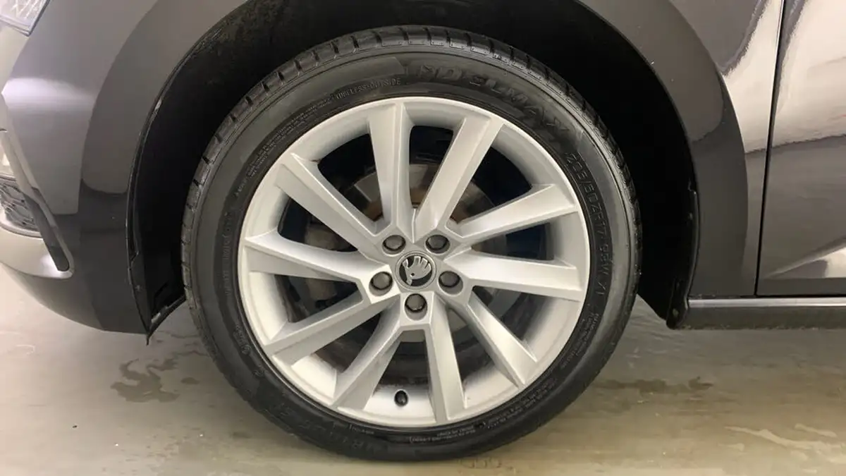 2021-skoda-scala-15-tsi-se-l-dsg-big-5