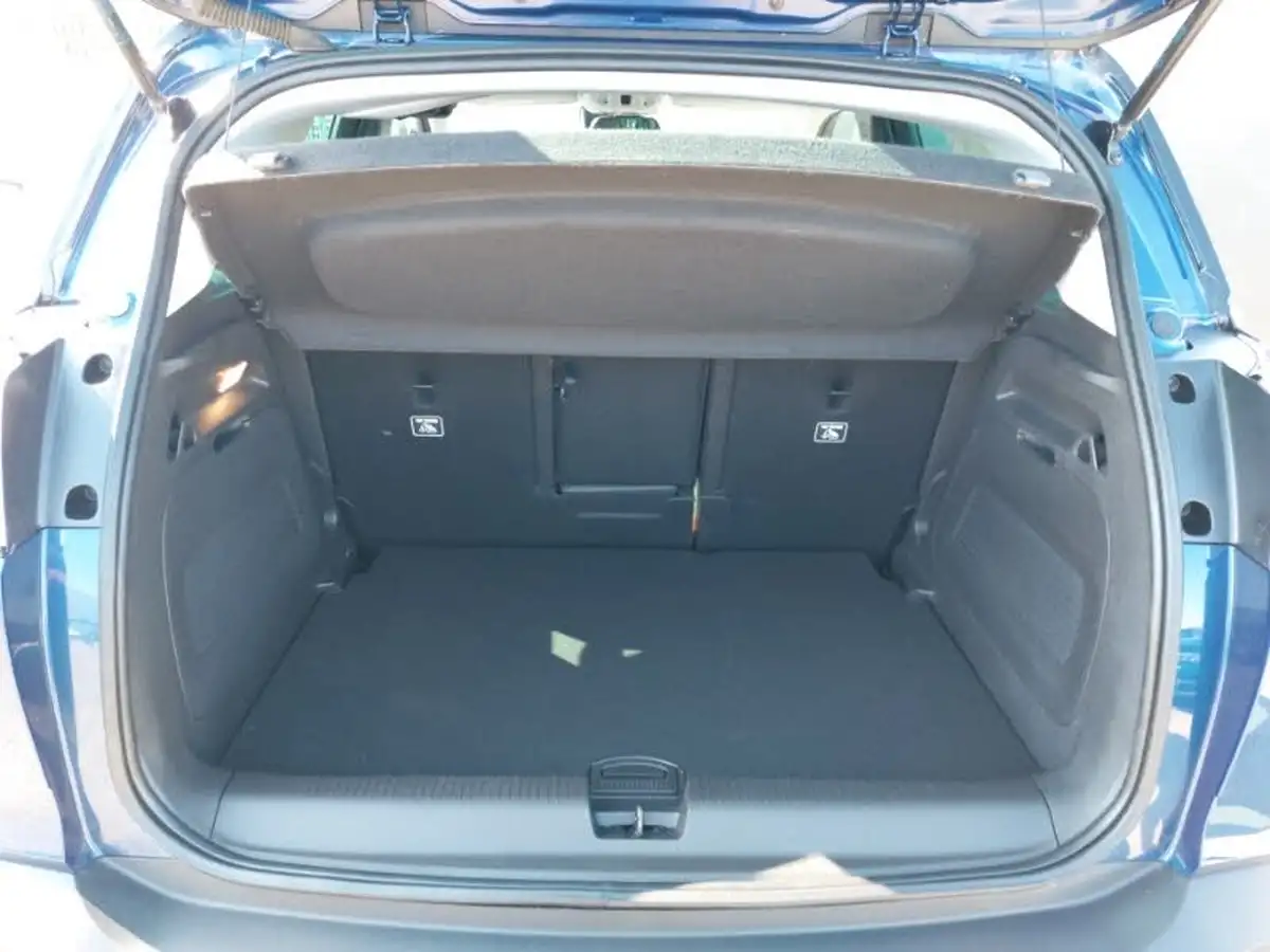 2022-vauxhall-crossland-12-ultimate-130ps-auto-big-7