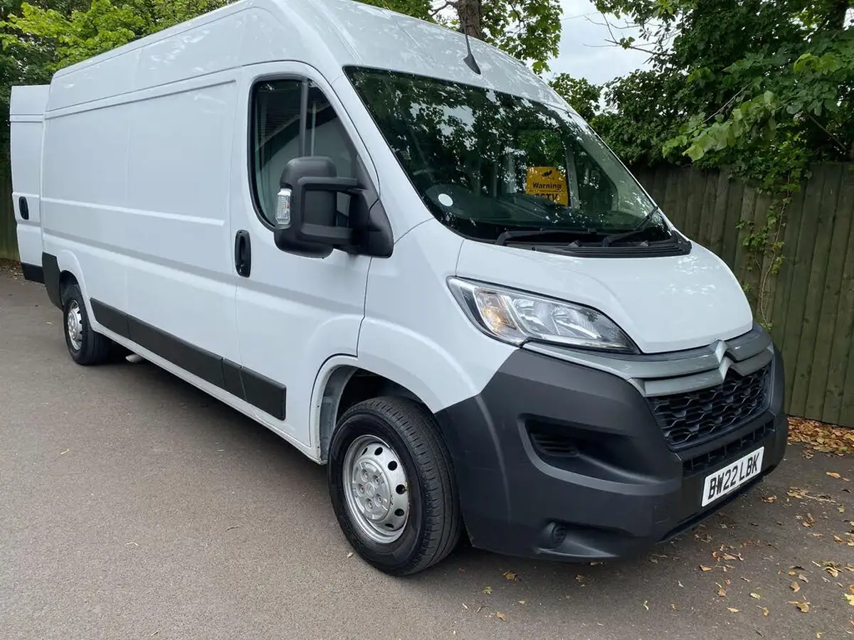 2022-citroen-relay-22bluehdi-35-l3h2-enterprise-panel-big-4