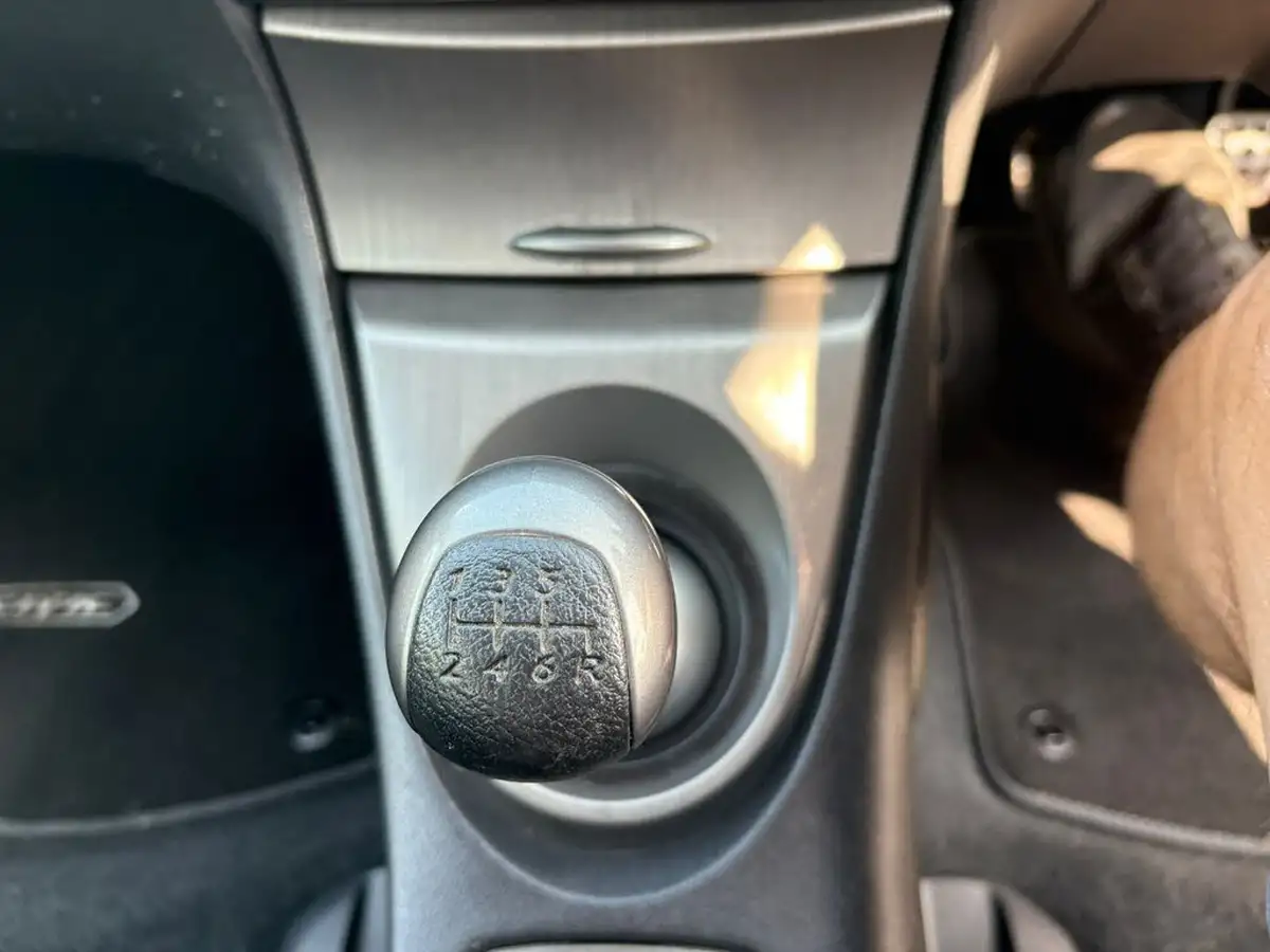 2009-honda-civic-18-se-i-vtec-big-16