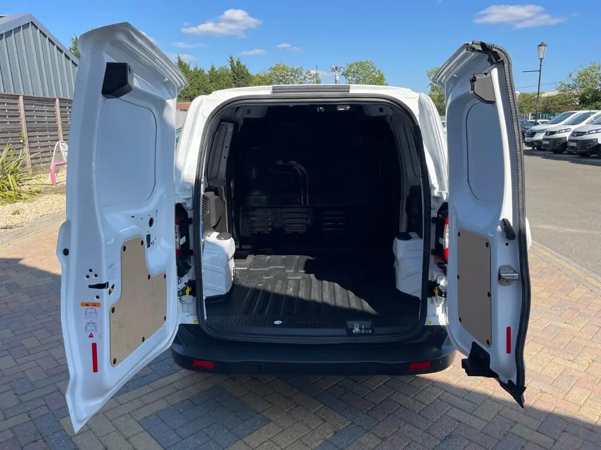 2022-ford-transit-courier-10t-limited-ecoboost-big-28