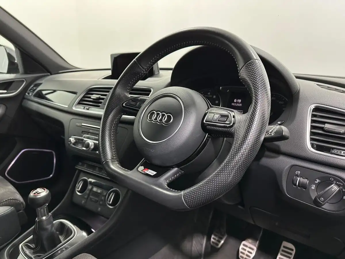 2018-audi-q3-14-tfsi-black-edition-s-tronic-big-9
