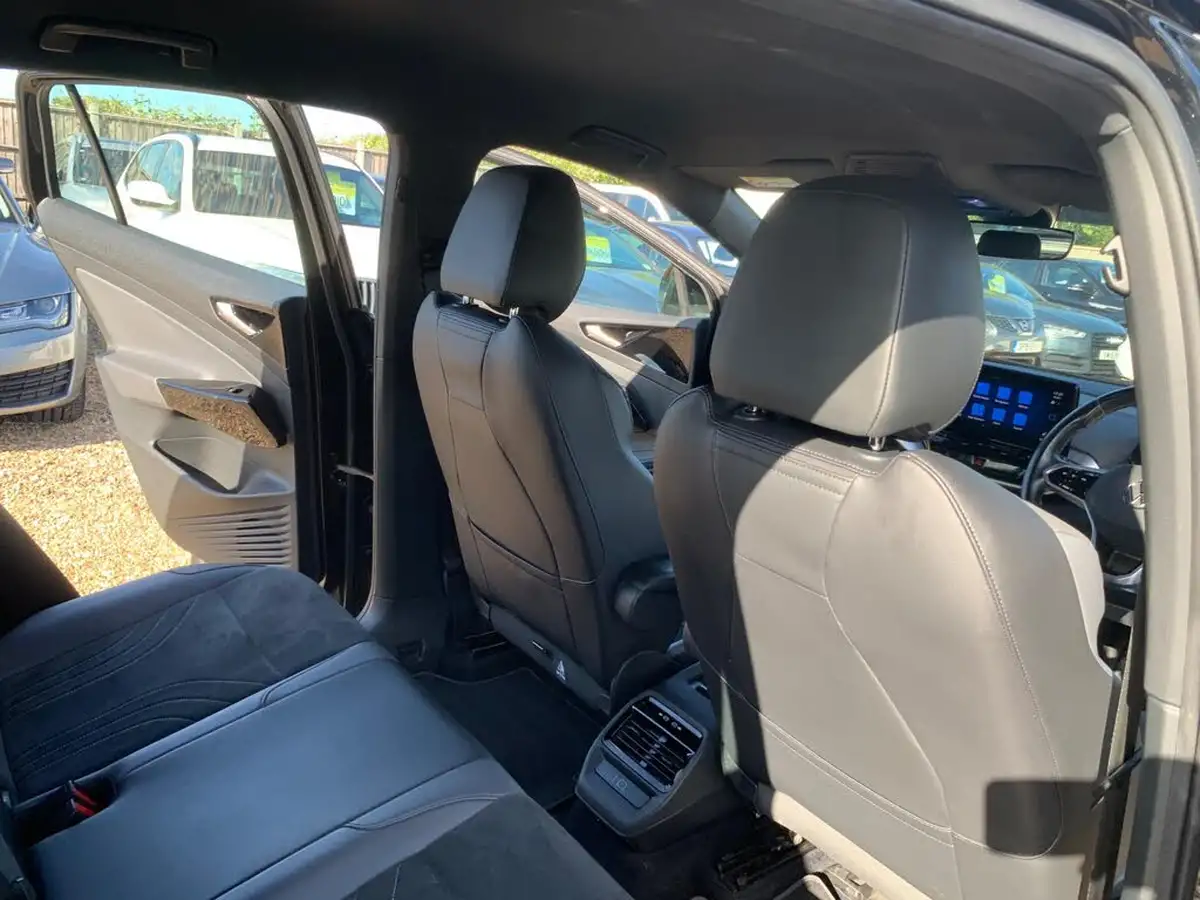 2021-volkswagen-id4-e-life-204ps-77kwh-pro-big-44