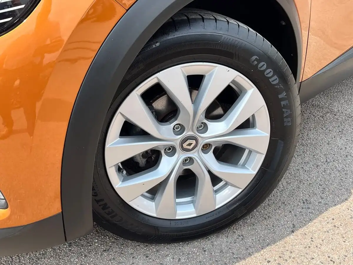 2021-renault-captur-10-tce-iconic-90ps-big-2