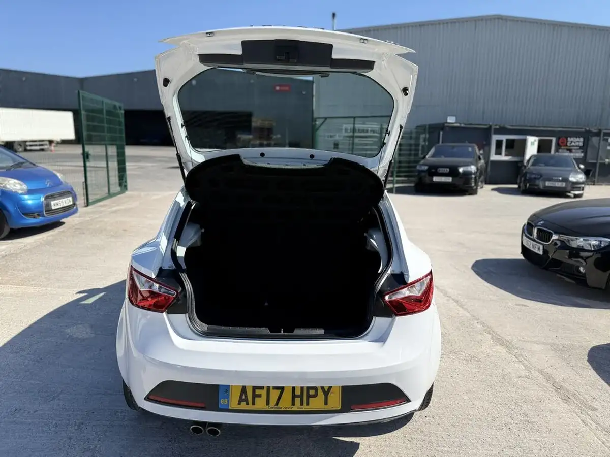 2017-seat-ibiza-12-tsi-fr-technology-110ps-sportcoupe-3d-big-40