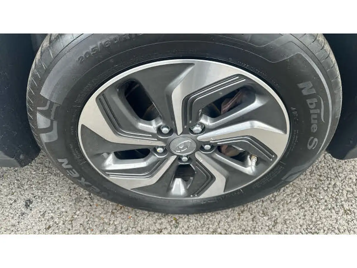 2022-hyundai-kona-16-gdi-se-connect-big-30