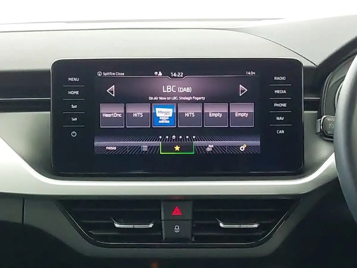 2023-skoda-kamiq-10-tsi-se-drive-95ps-big-9