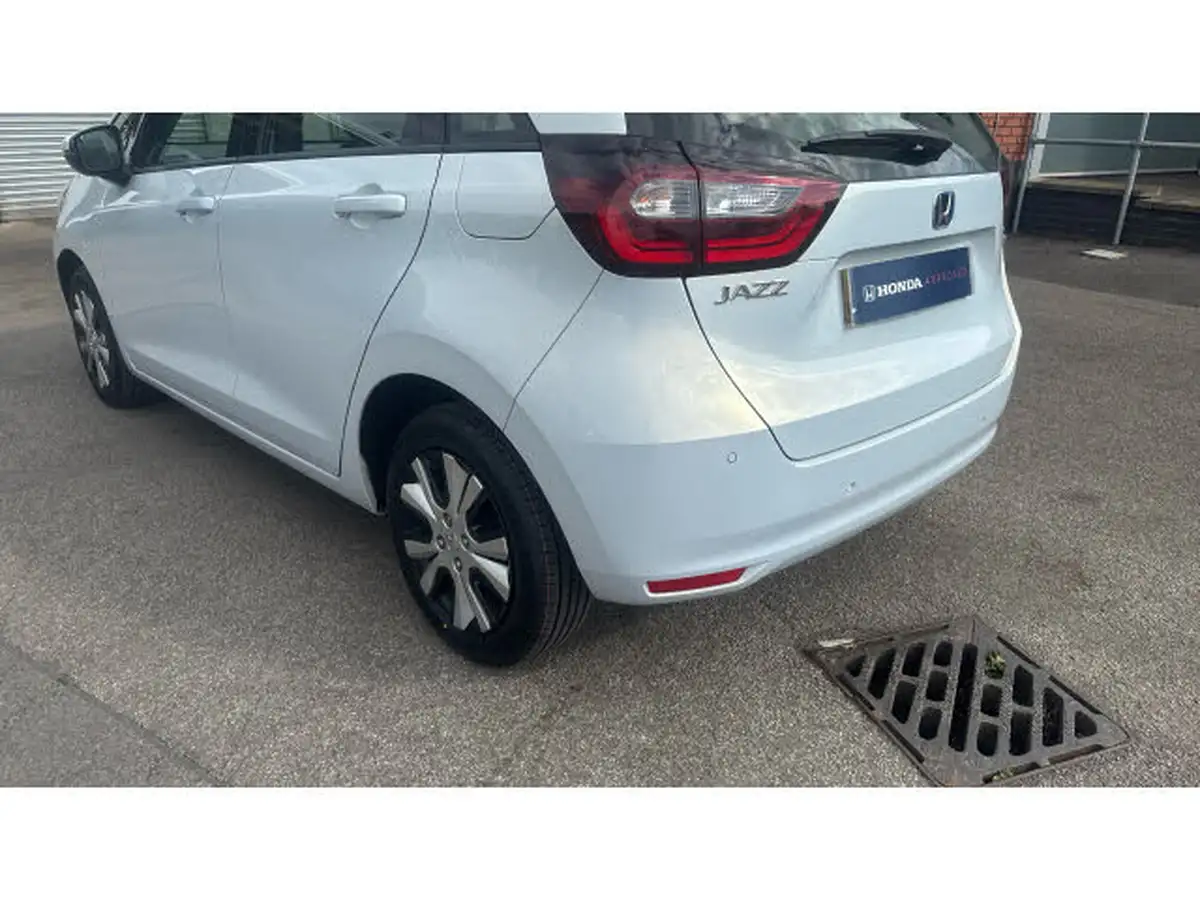 2022-honda-jazz-15-i-mmd-sr-109ps-big-36
