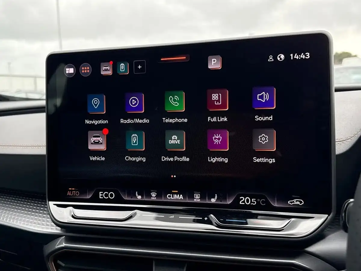 2025-cupra-formentor-15-e-hybrid-v2-big-52
