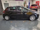 2015-peugeot-208-12-puretech-active-5d-small-7