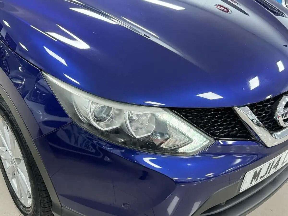 2014-nissan-qashqai-12-acenta-premium-big-10
