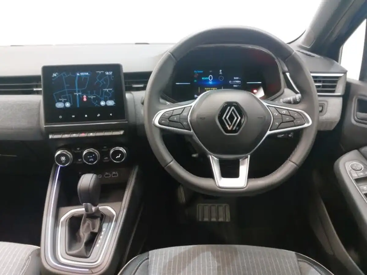 2024-renault-clio-16-techno-big-6