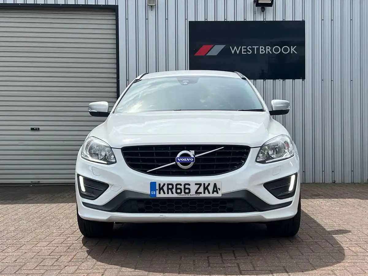 2016-volvo-xc60-24td-d5-r-design-geartronic-big-12