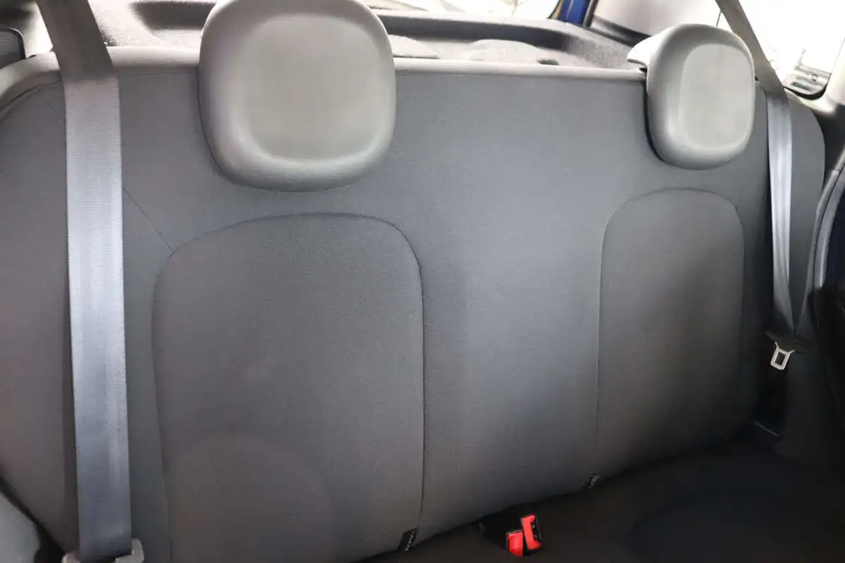 2020-fiat-panda-12-waze-big-26