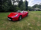 2010-ferrari-california-43-small-5