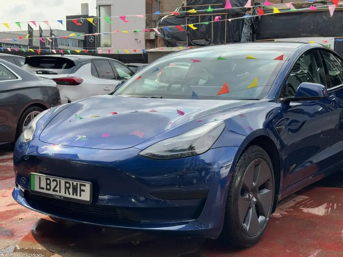 2021-tesla-model-3-e-standard-plus-big-19