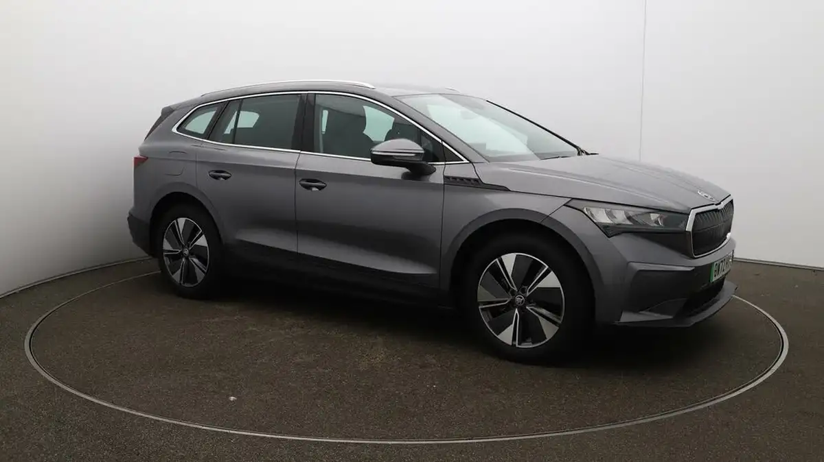 2022-skoda-enyaq-e-60-big-45