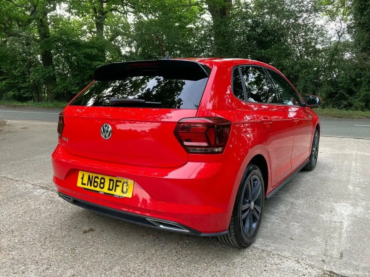 2018-volkswagen-polo-10-tsi-r-line-95ps-5d-big-13