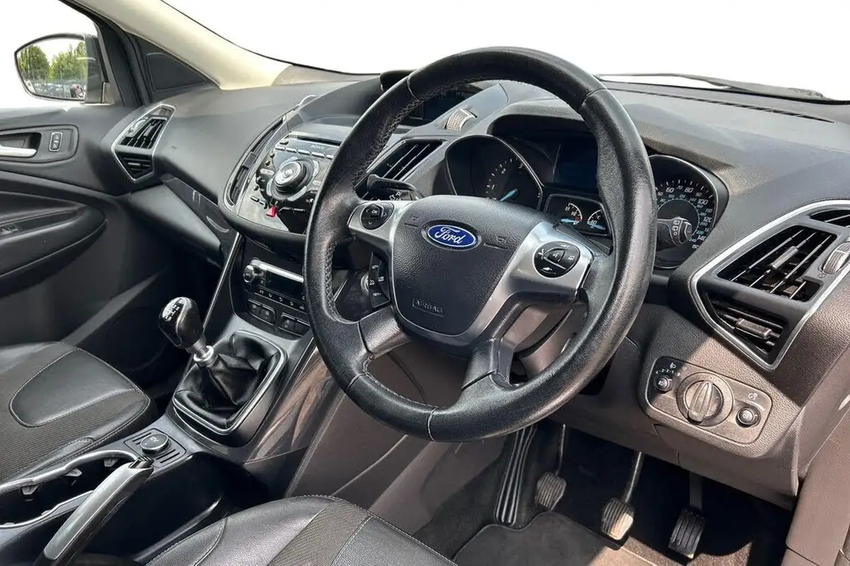 2015-ford-kuga-20tdci-titanium-150ps-big-5