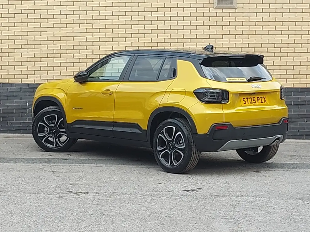 2025-jeep-avenger-12-gse-summit-big-1
