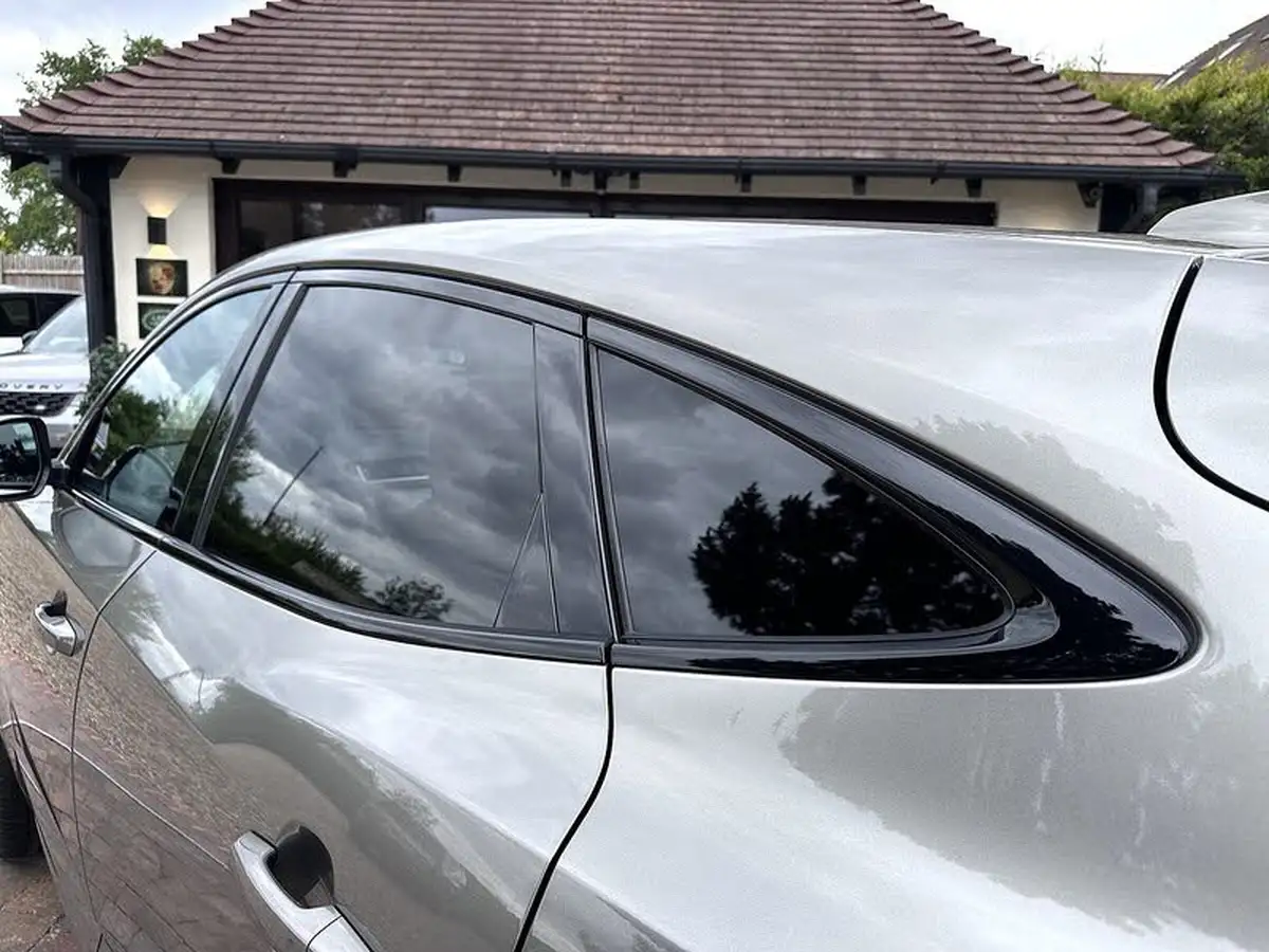 2019-jaguar-e-pace-20-i4d-r-dynamic-hse-180ps-big-11