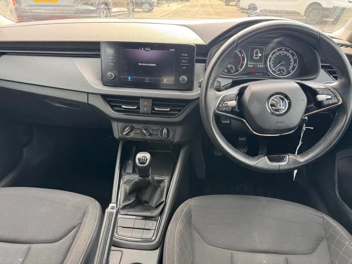 2023-skoda-scala-10-tsi-se-110ps-big-6