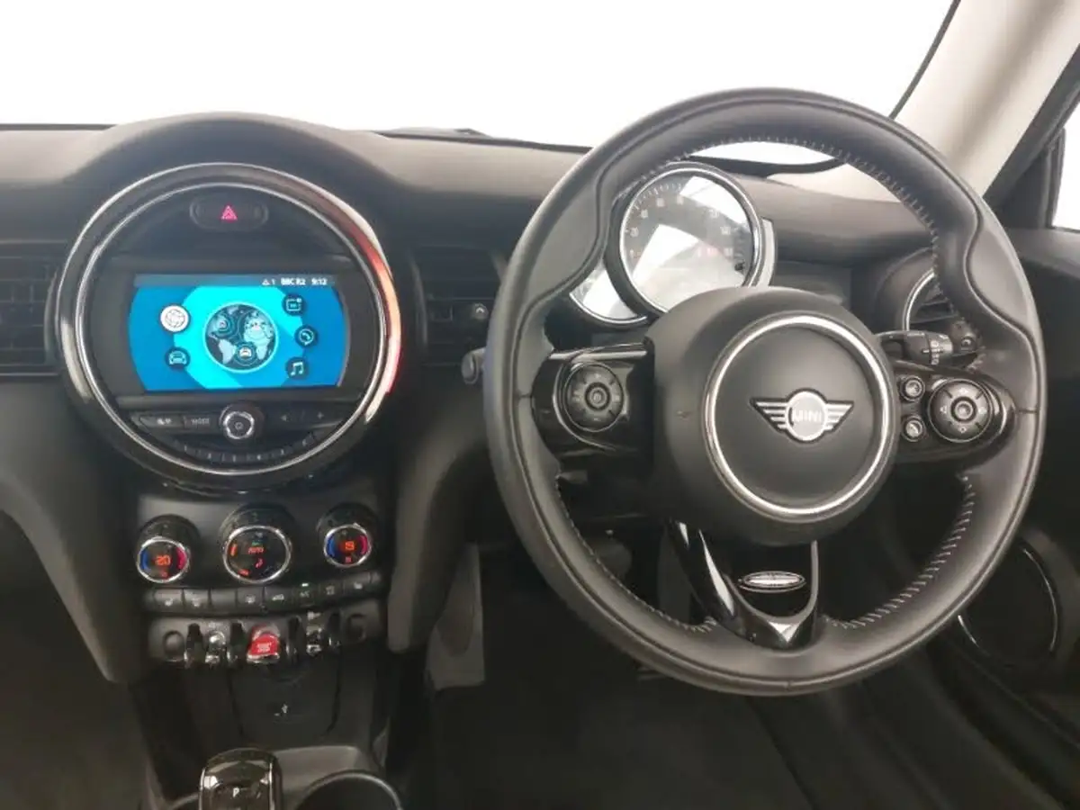 2019-mini-cooper-15-cooper-exclusive-134bhp-hatchback-3d-auto-big-4