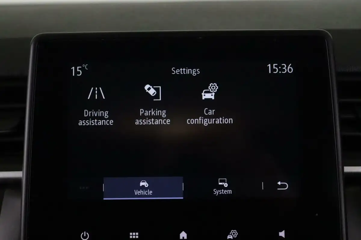 2022-renault-captur-10-tce-iconic-edition-big-32