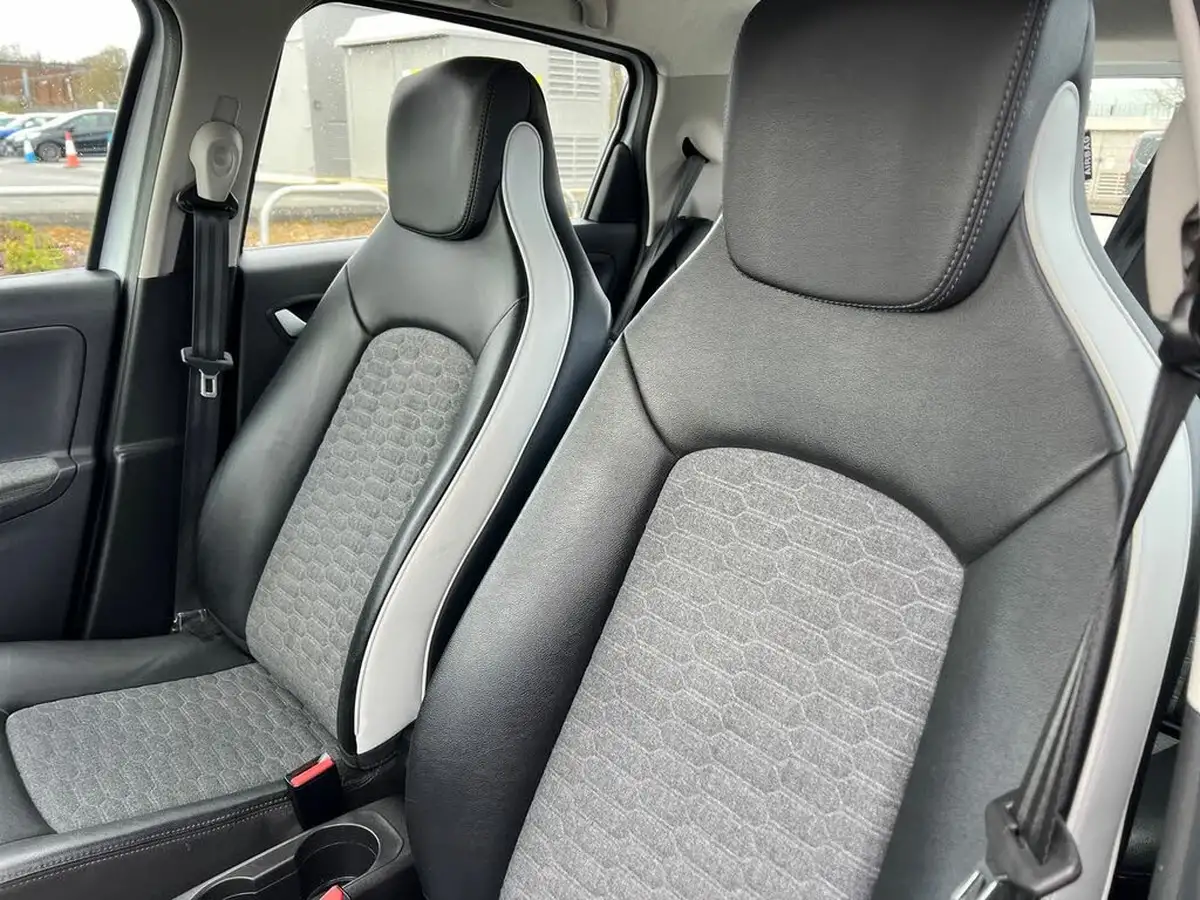 2021-renault-zoe-e-i-iconic-110ps-r110ze50-big-12