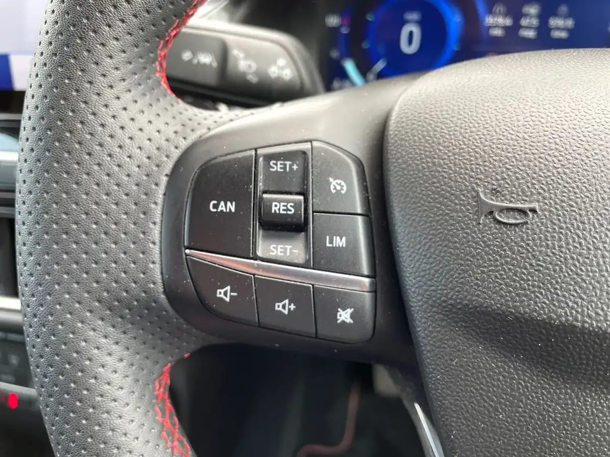 2023-ford-fiesta-10t-st-line-125ps-hybrid-mhev-big-26
