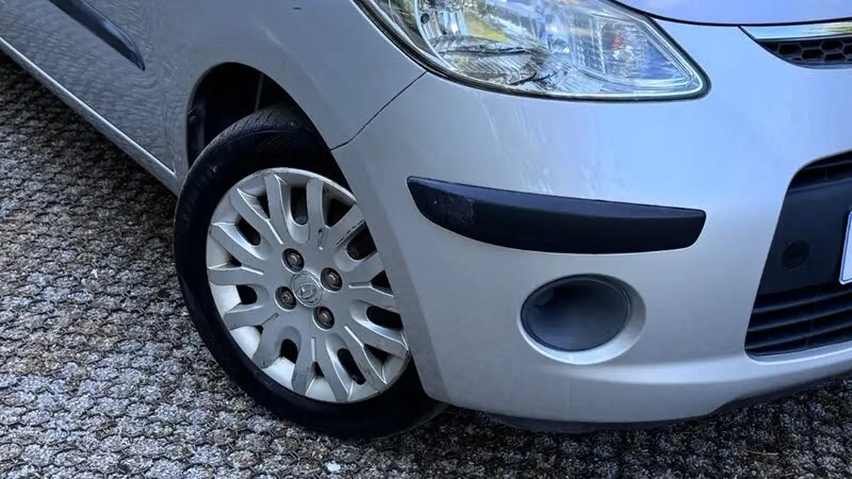 2010-hyundai-i10-12-classic-big-30