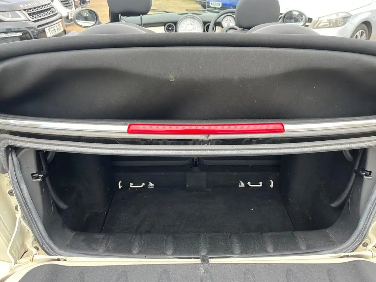 2013-mini-cooper-16td-cooper-d-112bhp-convertible-2d-big-20