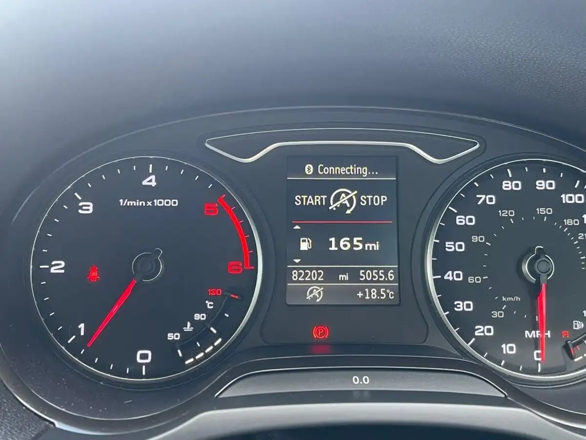 2015-audi-a3-20-tdi-s-line-150ps-sportback-5d-big-4