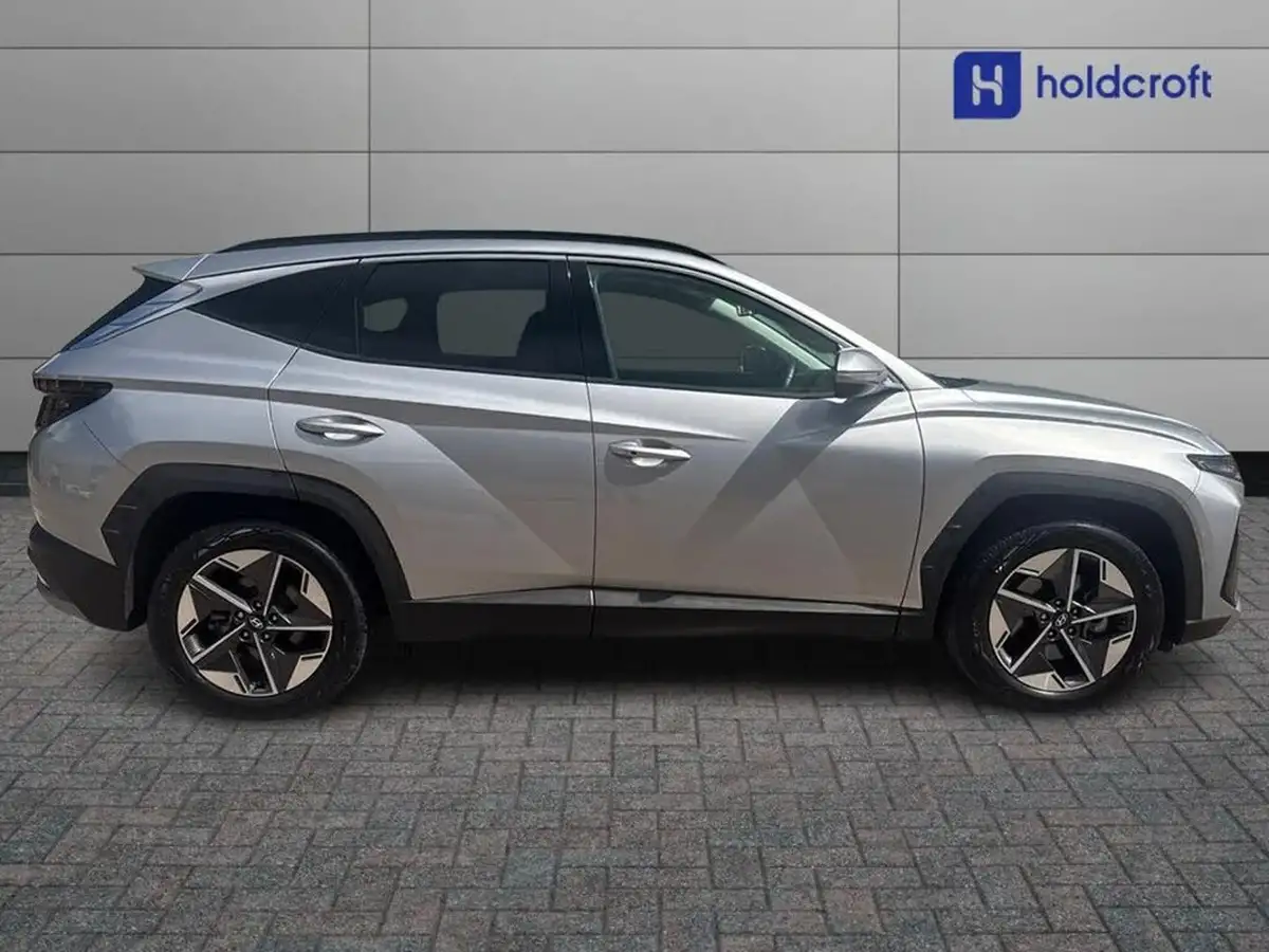 2024-hyundai-tucson-16-t-gdi-premium-160ps-two-tone-roof-big-4