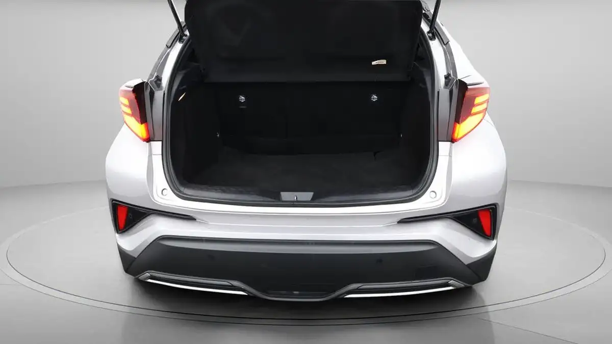2022-toyota-c-hr-18-vvt-i-gr-sport-big-17