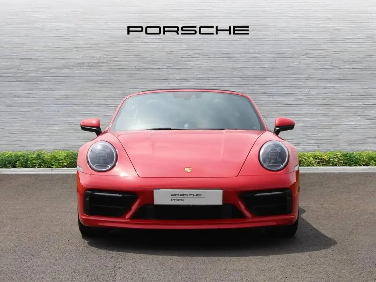 2021-porsche-911-30-targa-4-big-10
