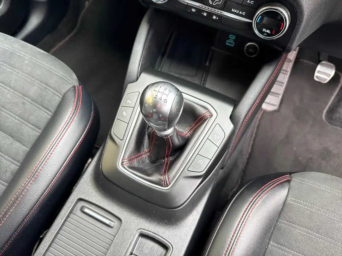 2020-ford-kuga-15-st-line-first-edition-big-27