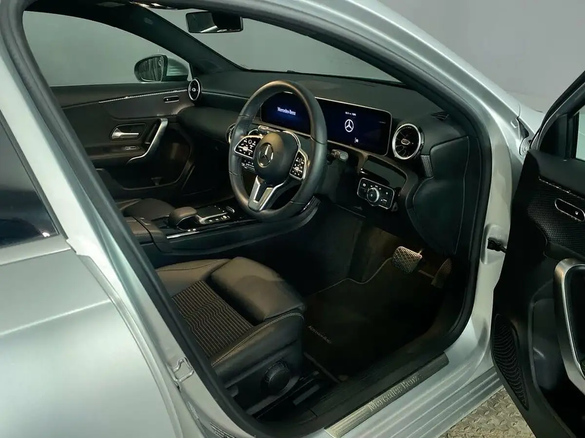 2020-mercedes-benz-a-class-13-a180-sport-executive-hatchback-5d-7g-dct-big-14