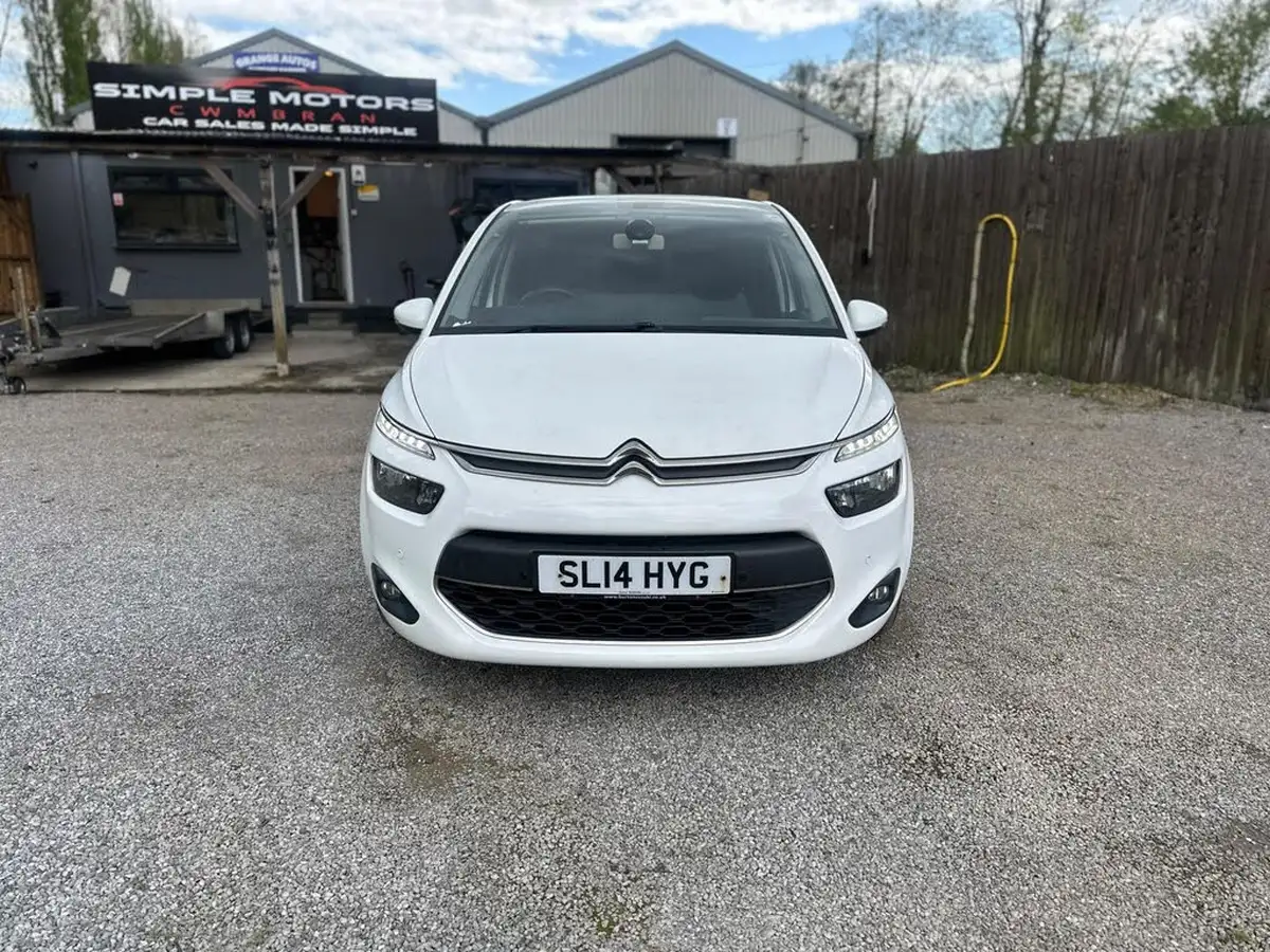 2014-citroen-c4-picasso-16e-hdi-exclusive-big-7