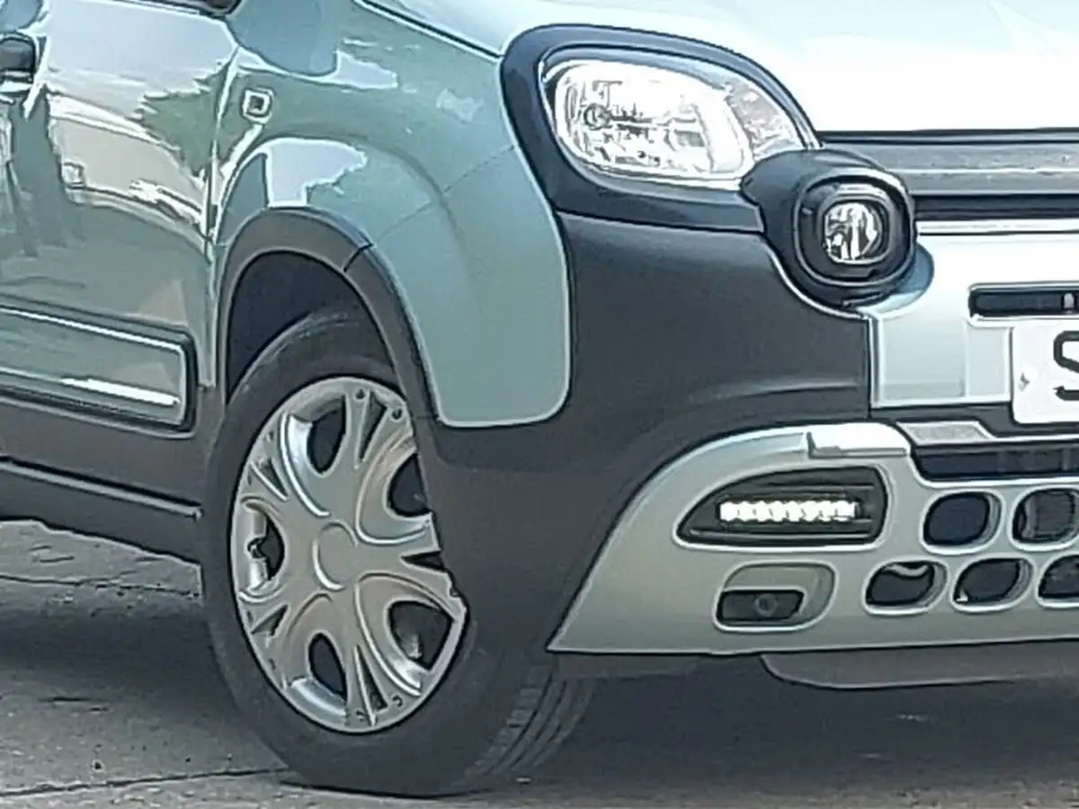 2020-fiat-panda-10-city-cross-big-8